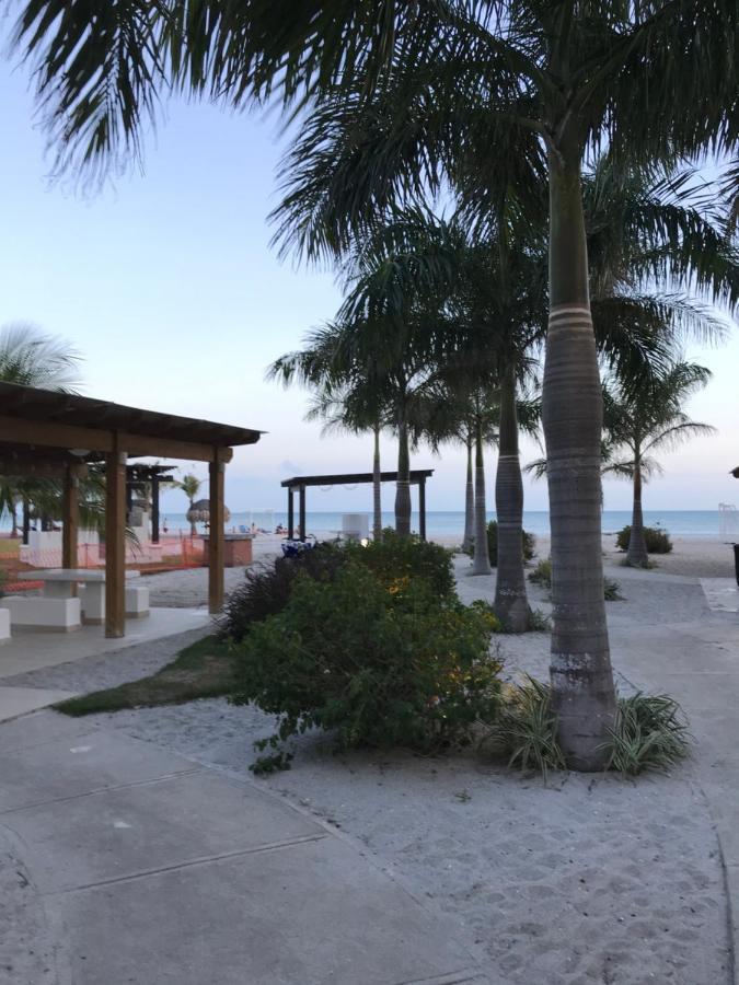 Apartment Playa Caracol Beachfront Club *
